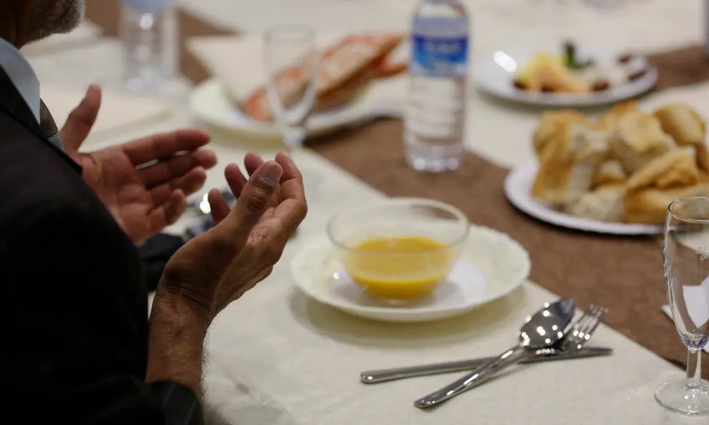 Coping with Hunger and Thirst During Ramadan: A Guide for New Muslims