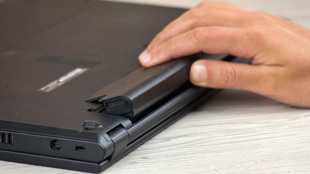 10 Easy Tips for Better Laptop Battery Health, Life, and Maintenance