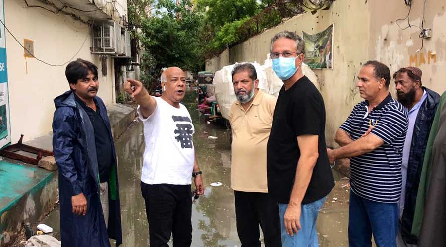 Karachi Mayor drains