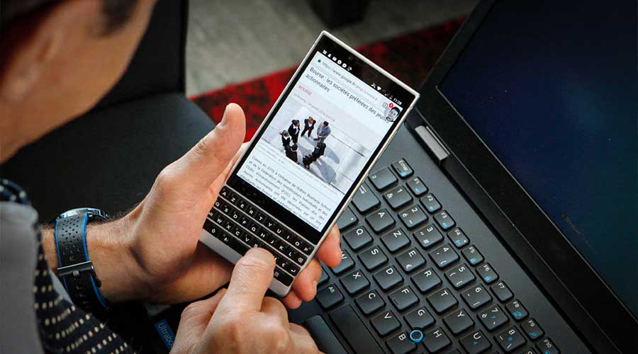 BlackBerry 5G keyboard