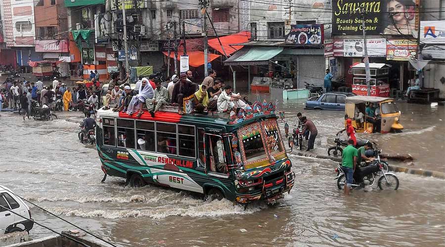 Karachi rain traders loss