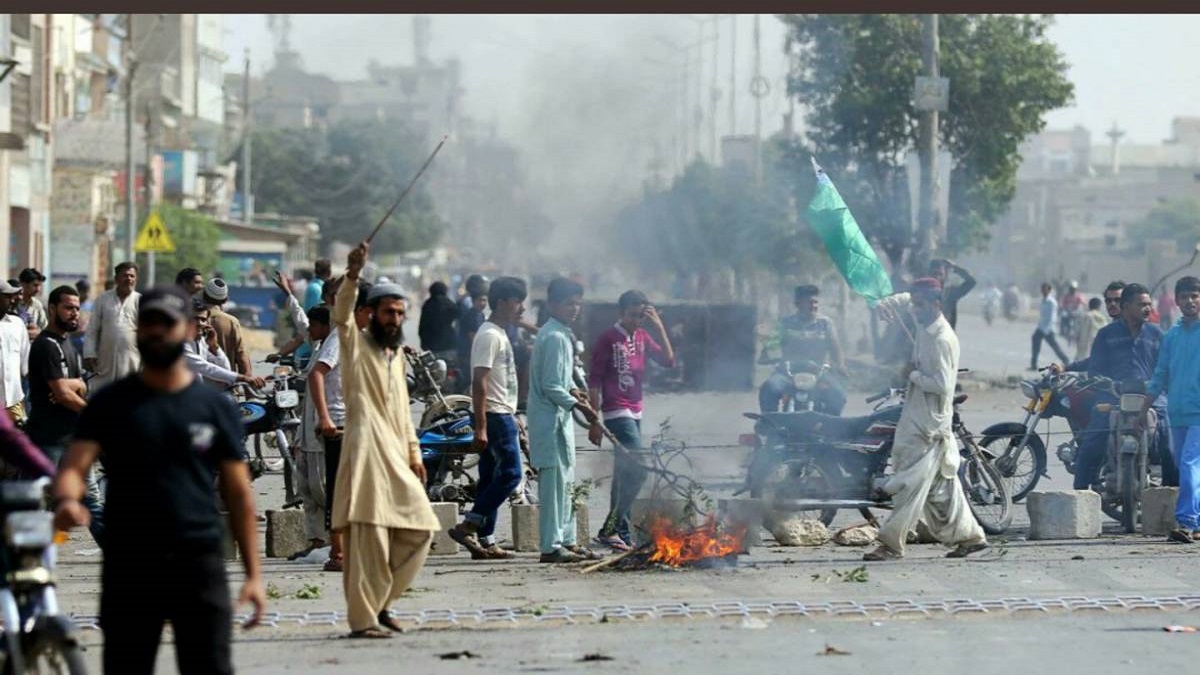 Tehreek-e-Labbaik Pakistan (TLP)