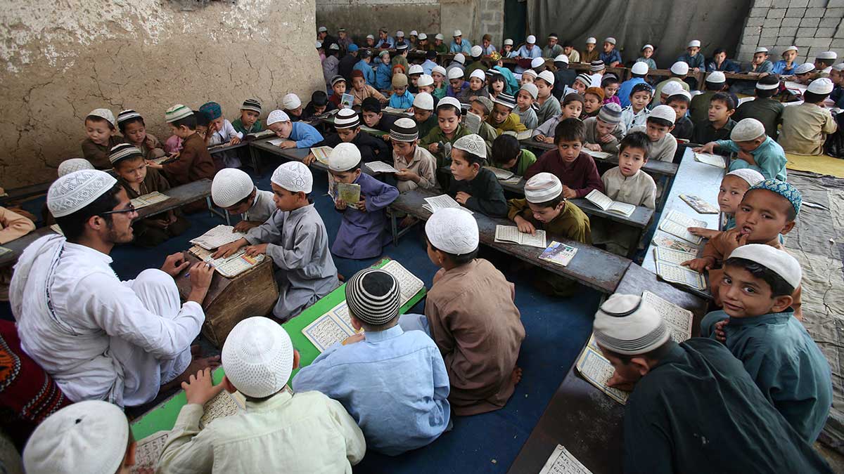 scholarships for madrassa