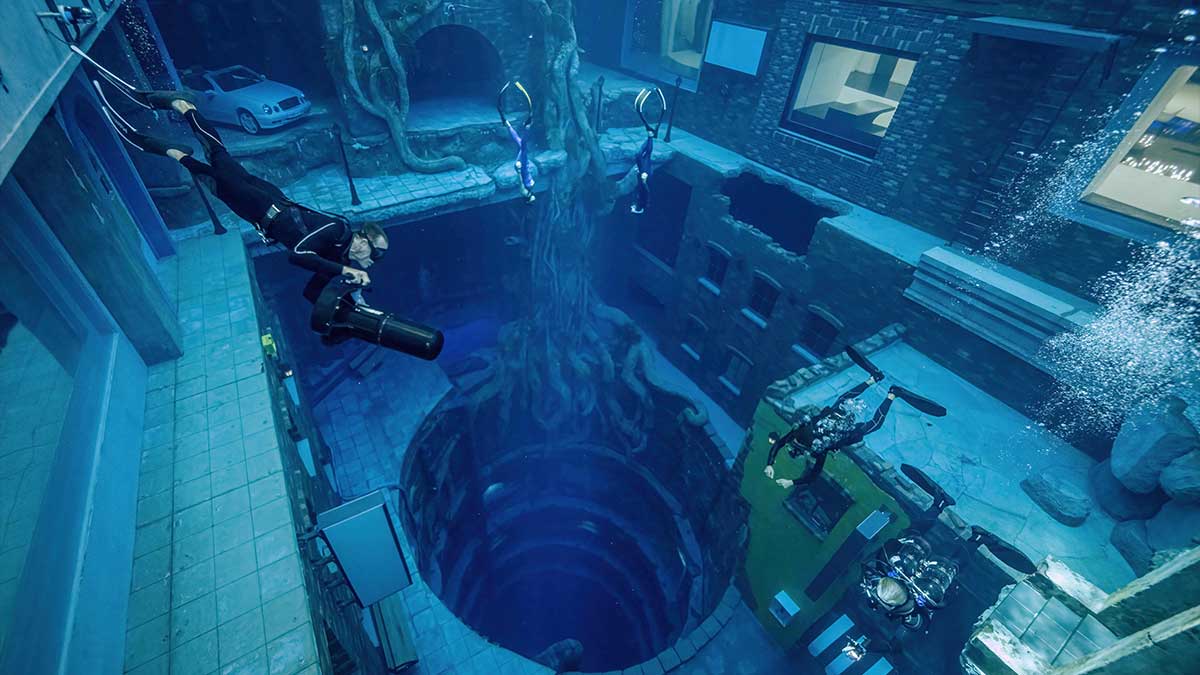 deepest swimming pool