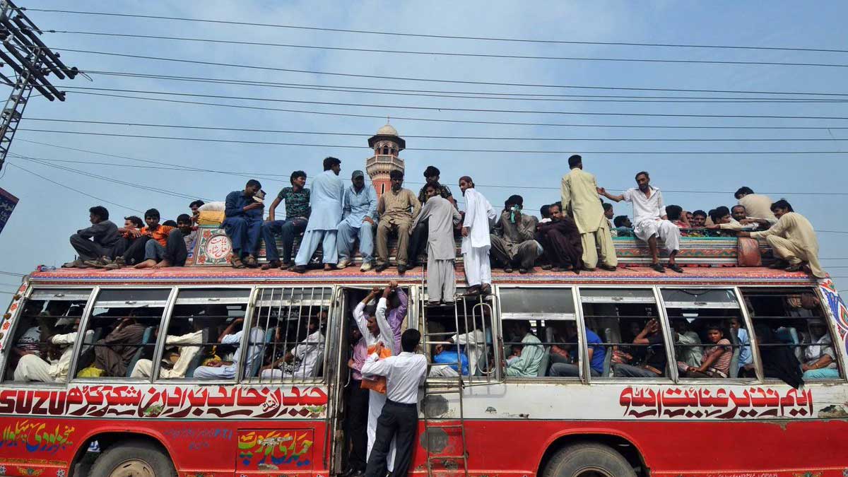 bus service islamabad