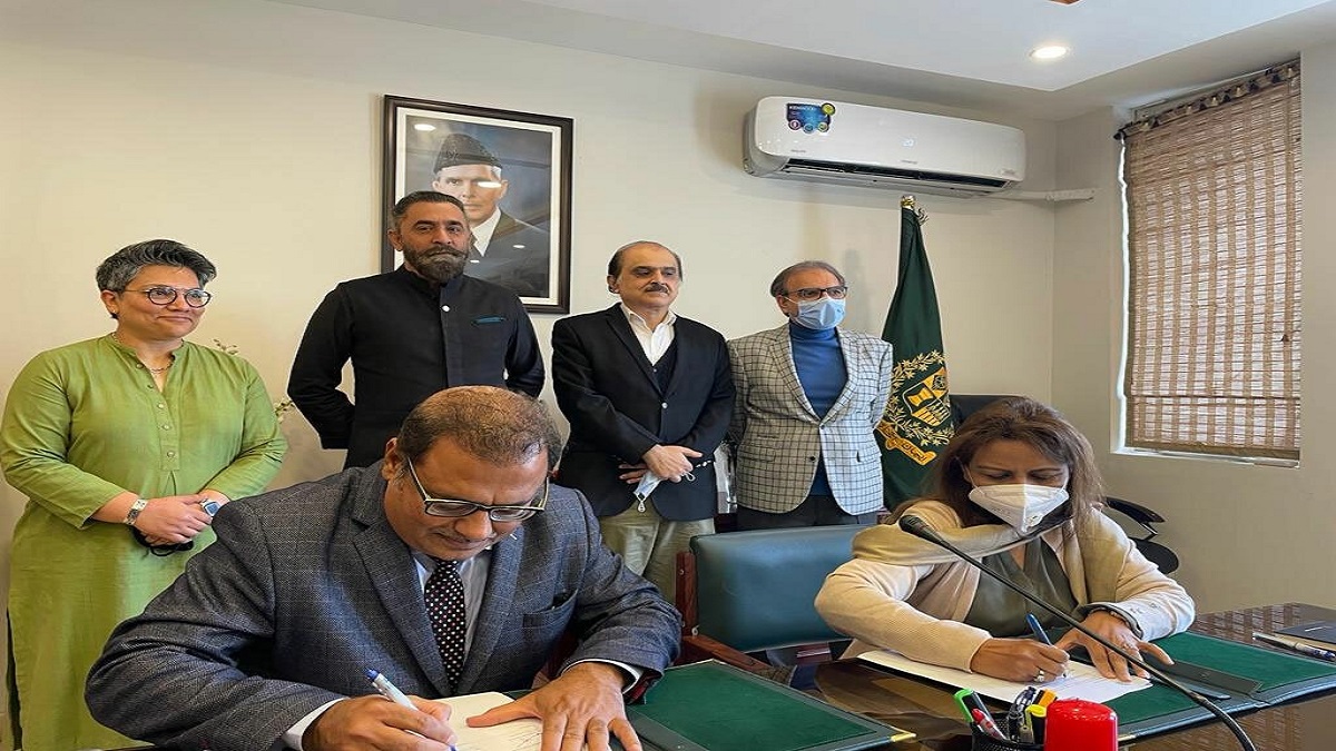 Ministry, Malala Fund