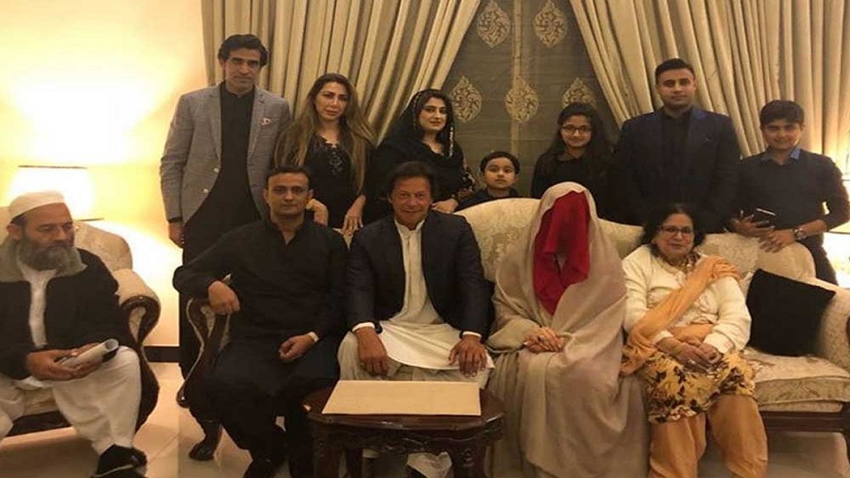 Imran Khan Married Bushra Bibi During Iddat Period