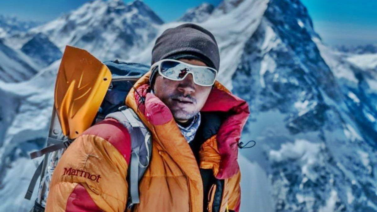 Sajid Sadpara Makes History as First Pakistani to Scale Annapurna Peak in Nepal Without Supplemental Oxygen or Porters' Support