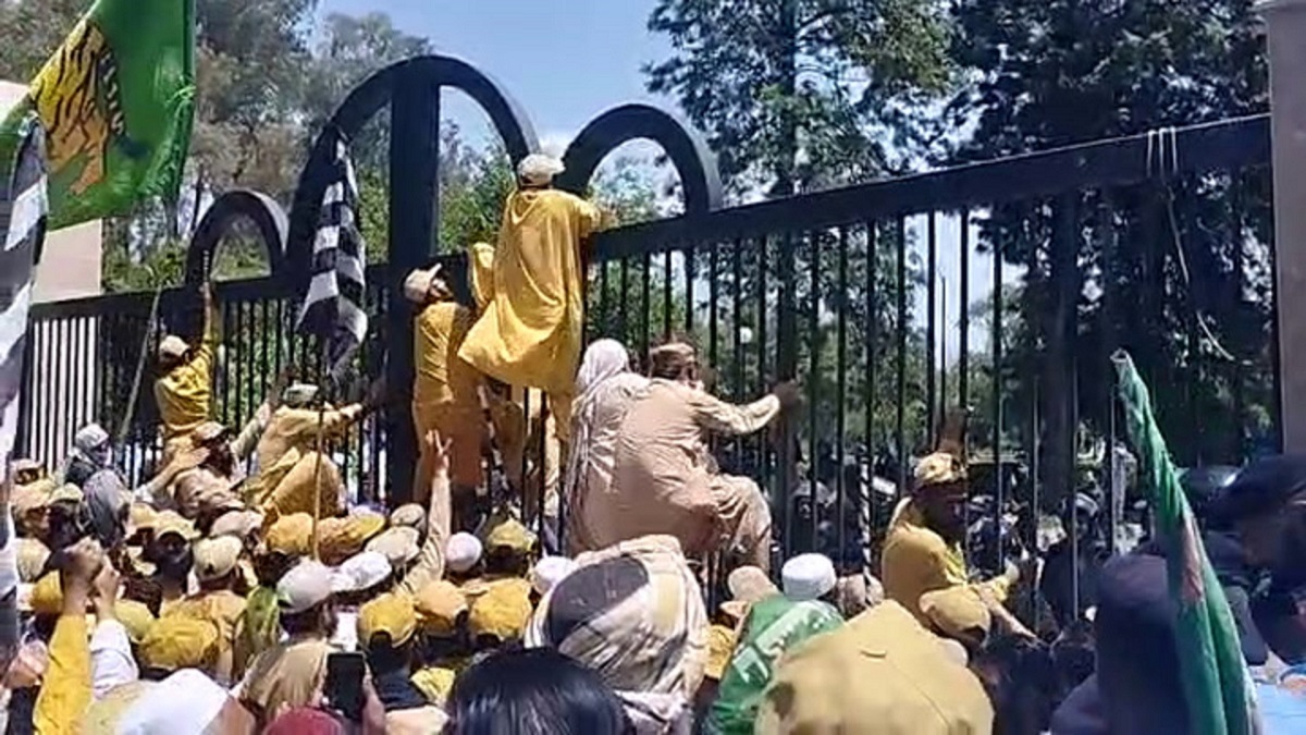 JUI-F Workers To Join Sit-in Outside Supreme Court As Directed By PDM