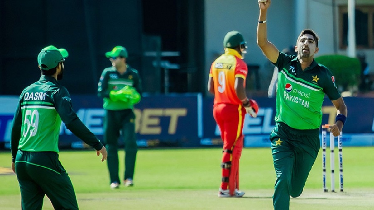 https://www.aboutpakistan.com/news/shaheen-afridi-defends-bowling-pace-amid-concerns-stresses-performance-over-speed/