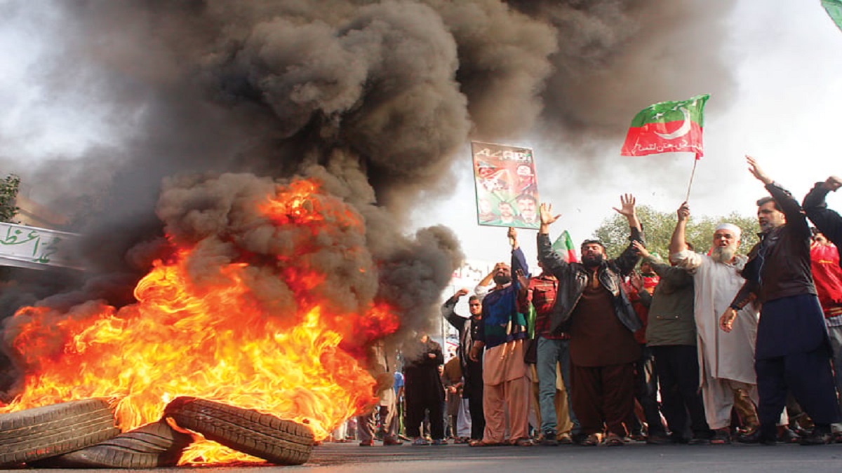 Government to Invoke Anti-terrorism Law Against Protesters in Pakistan: A New Chapter in Legal Proceedings