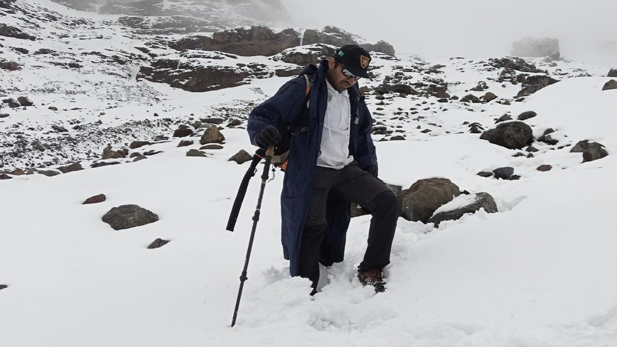 https://www.aboutpakistan.com/news/mount-everests-shifting-landscape-british-climber-observes-decreasing-snow-increasing-rockiness/
