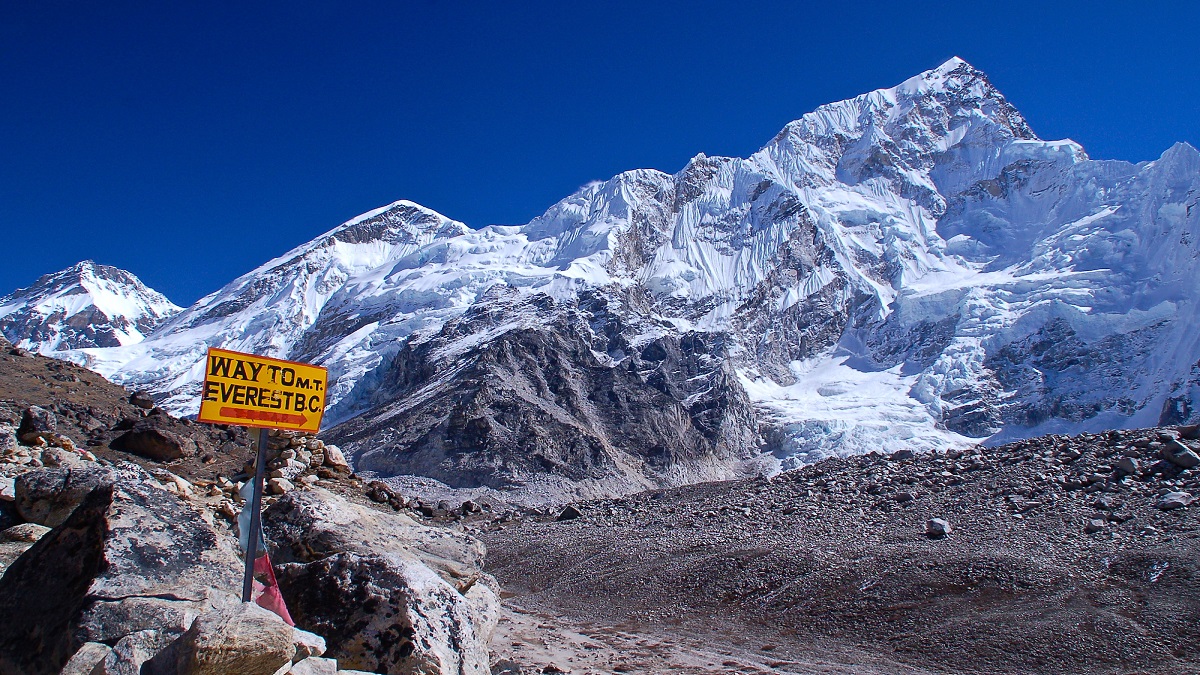 British mountaineer Kenton Cool, who recently marked his record 17th ascent of Mount Everest, shared alarming observations about the changing conditions of the world's highest peak.