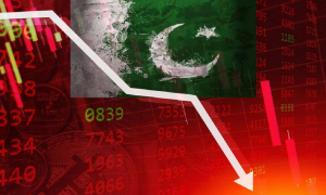 Pakistan Grapples with Stagflation and Economic Crisis Amid IMF Deal Uncertainties