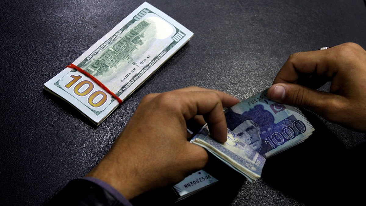 Pakistani Rupee Rebounds Against US Dollar Amid Market Reforms