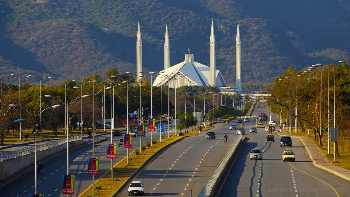 The Capital Development Authority (CDA) has initiated a greening campaign aiming to plant 50,000 trees flanking the Islamabad Expressway once the current expansion project concludes. 