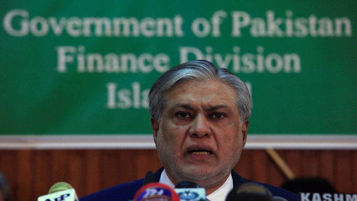 UAE Deposits $1 Billion’ Into State Bank of Pakistan’s Account: Dar